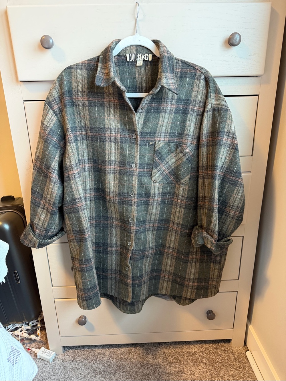 Women’s Olive Green Plaid Button-Up Shacket